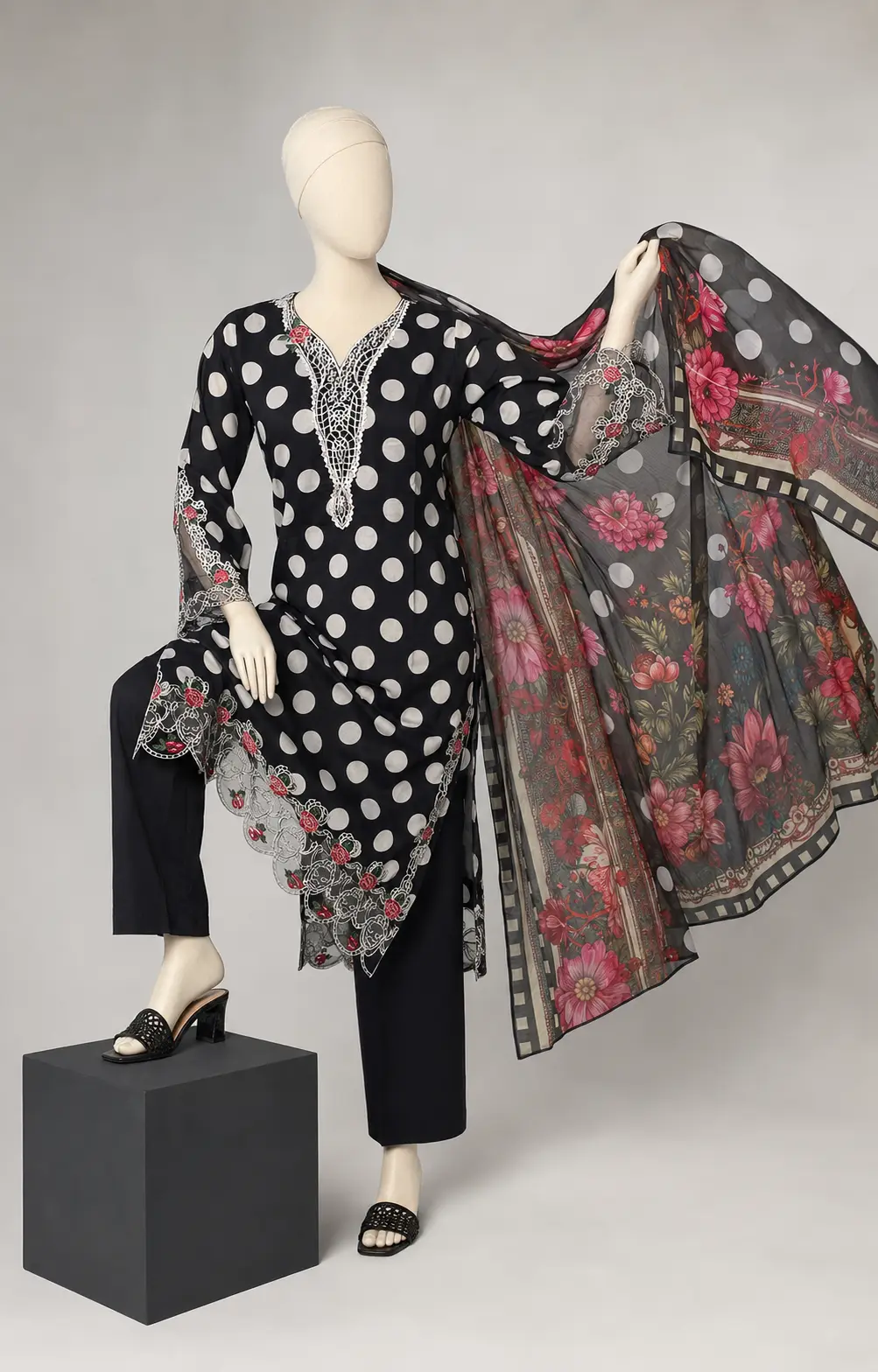 (POLKA DOT) 3 Piece - Embroidered COTTON SUIT - Image 4
