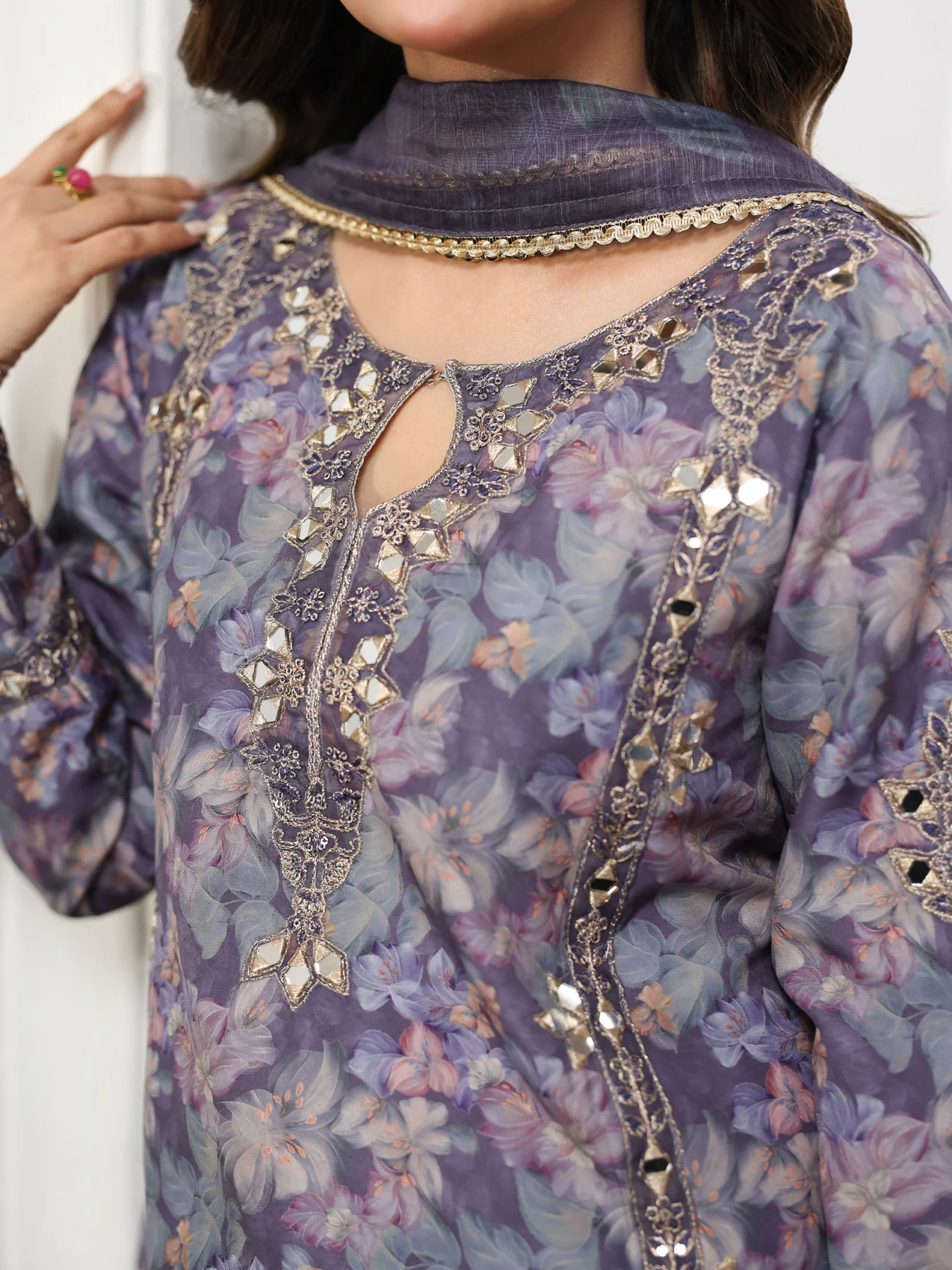 (BLP03) 3 Piece - Embroidered Printed  SUIT - Image 4